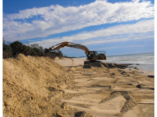 new_brighton_beach_scraping_to_commence-beach_scraping-520x390.jpg (520390)