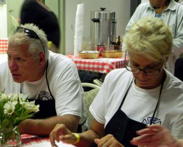 Gary & Dawn finally get to eat.jpg