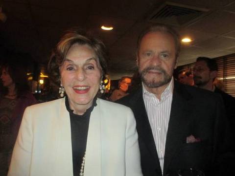 http://www.theaterscene.net/ts/articles.nsf/ee4b6532b4f6832b85256c73008186f5/87c436828320097485257b8300570636/Body/19.3824?OpenElement&FieldElemFormat=jpg