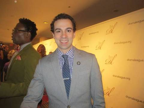 http://www.theaterscene.net/ts/articles.nsf/ee4b6532b4f6832b85256c73008186f5/87c436828320097485257b8300570636/Body/40.3B02?OpenElement&FieldElemFormat=jpg